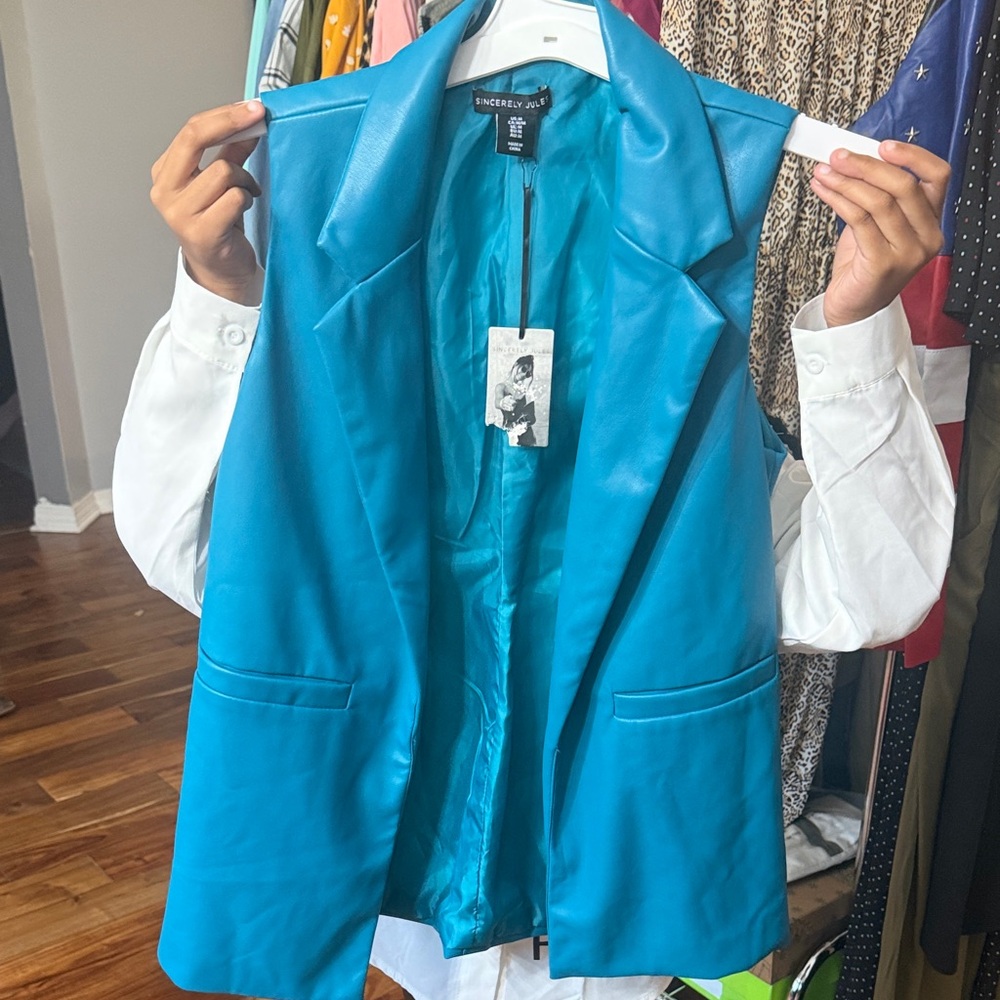 Sincerly Jules Teal Faux Leather Sleeveless Blazer Vest